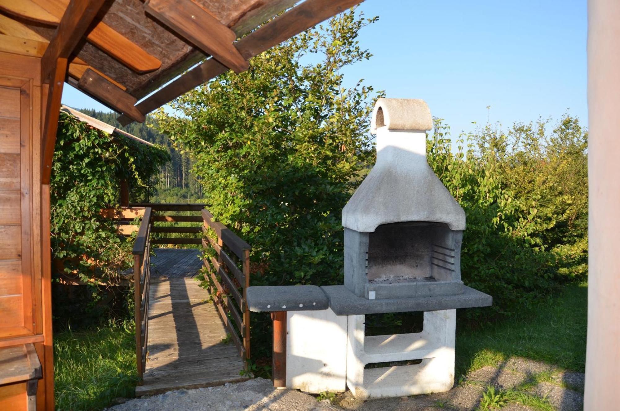 Pension Zum Schreiner Hermagor-Pressegger See Luaran gambar
