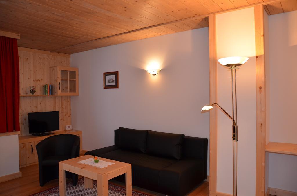 Pension Zum Schreiner Hermagor-Pressegger See Luaran gambar
